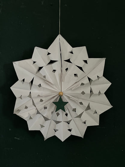 Christmas Snowflake Workshop  Sat 22 Nov 9:30-12:00